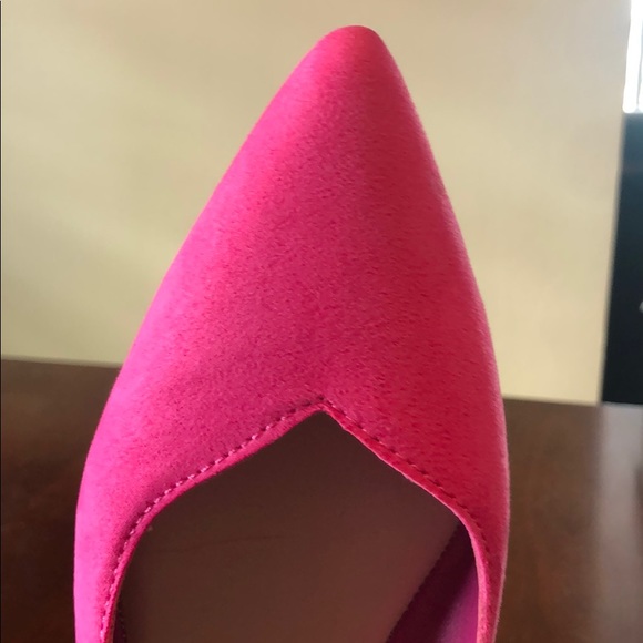 🆕NWT Hot pink BP. Faux suede Flats 6 1/2 runs big - Picture 7 of 8